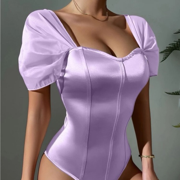 Luxe champagne sweetheart neck satin bodysuit - Picture 14 of 16
